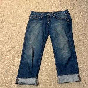 Women’s lucky brand cropped jeans